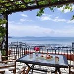 Iro Family Pelion Lefokastro