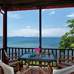 Iro Family Pelion *
