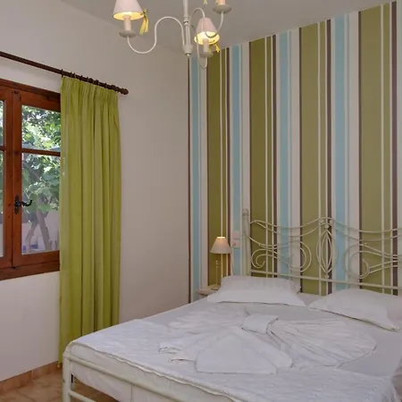 Iro Family Pelion Λεφόκαστρο